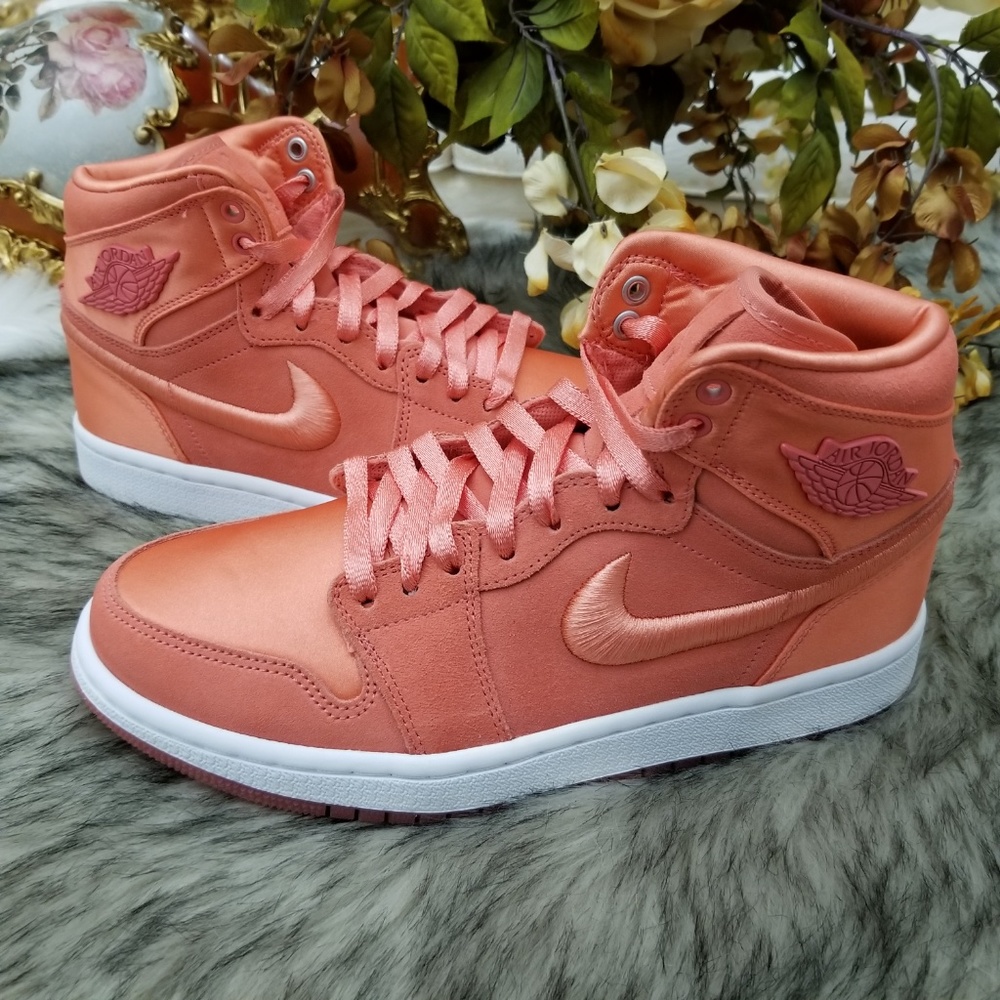 Air Jordan 1 Retro High SOH - Picture 5 of 8